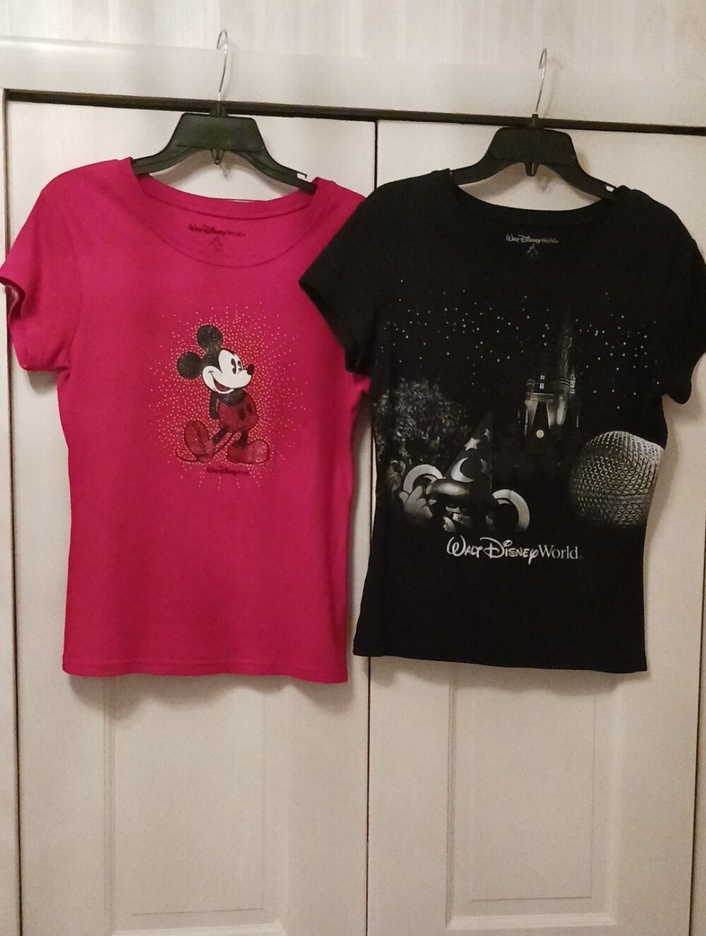 Disney Parks Walt Disney World Set Of 2 Graphic Tees Woman's Size Large Fitted